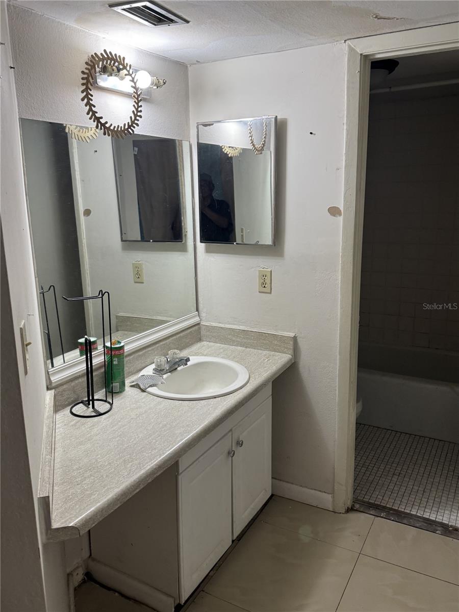 LEMON TREE CONDO SEC 01 - Residential