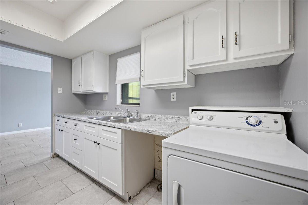 LEMON TREE CONDO SEC 01 - Residential