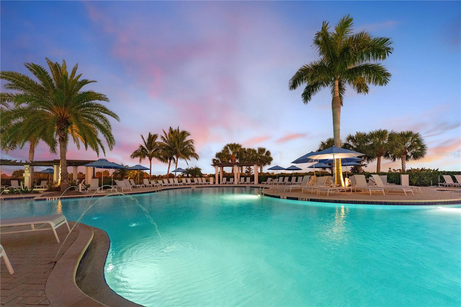 SARASOTA NATIONAL PH 12-B - Residential