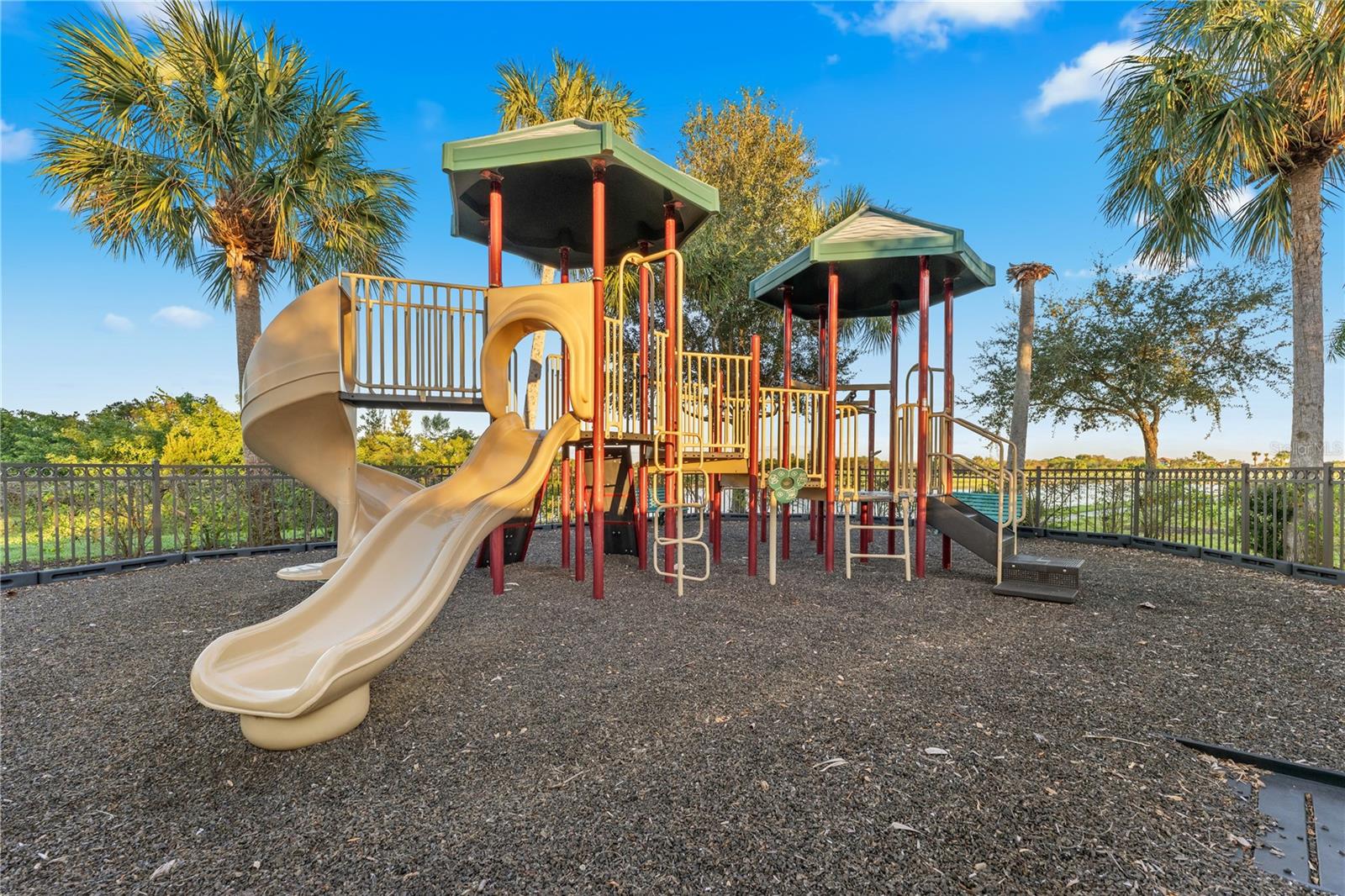 SARASOTA NATIONAL PH 12-B - Residential