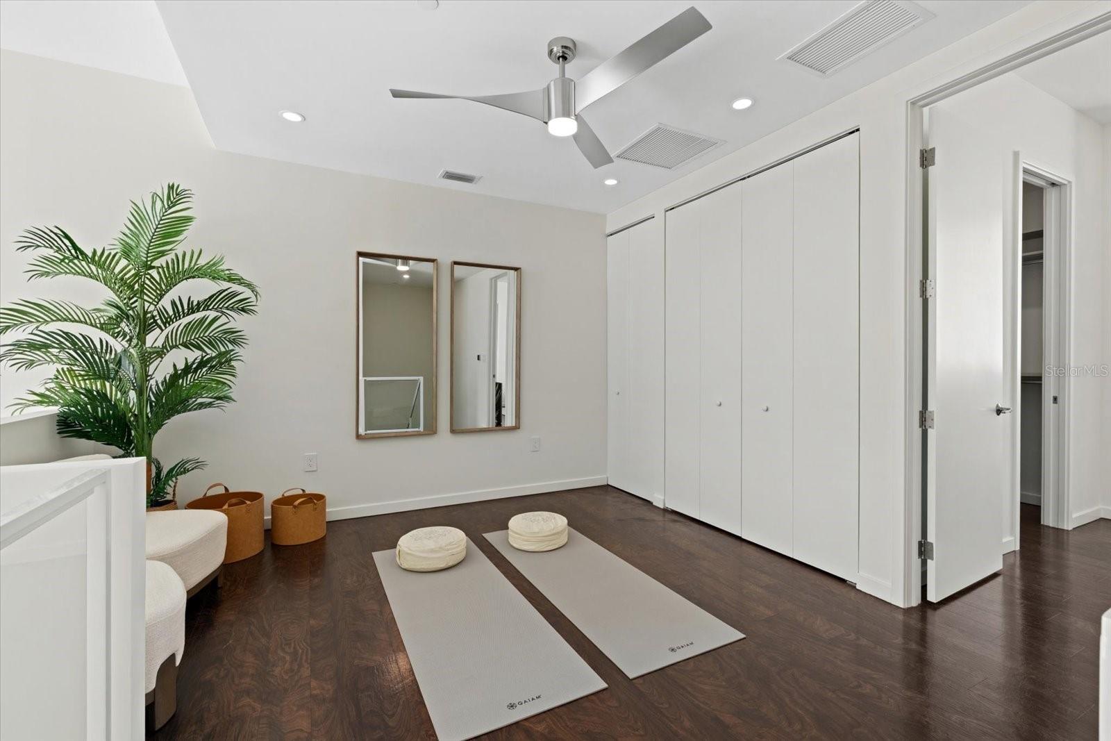 RISDON ON 5TH - Residential
