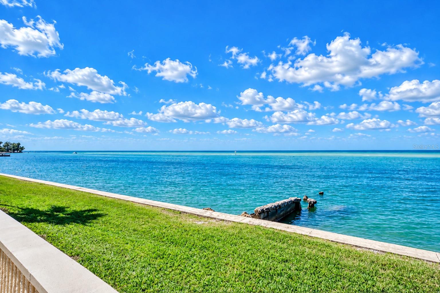 WINDWARD PASSAGE - Residential