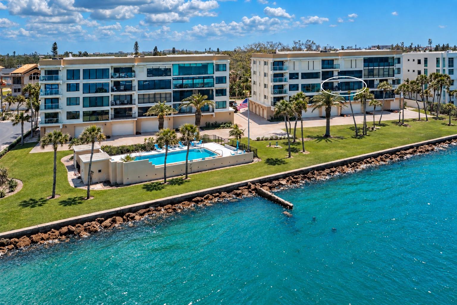 WINDWARD PASSAGE - Residential