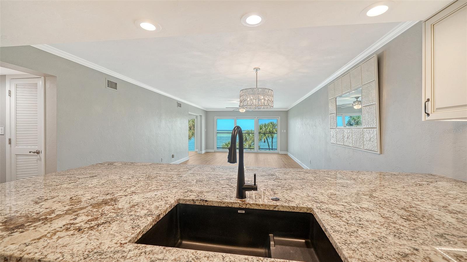 WINDWARD PASSAGE - Residential