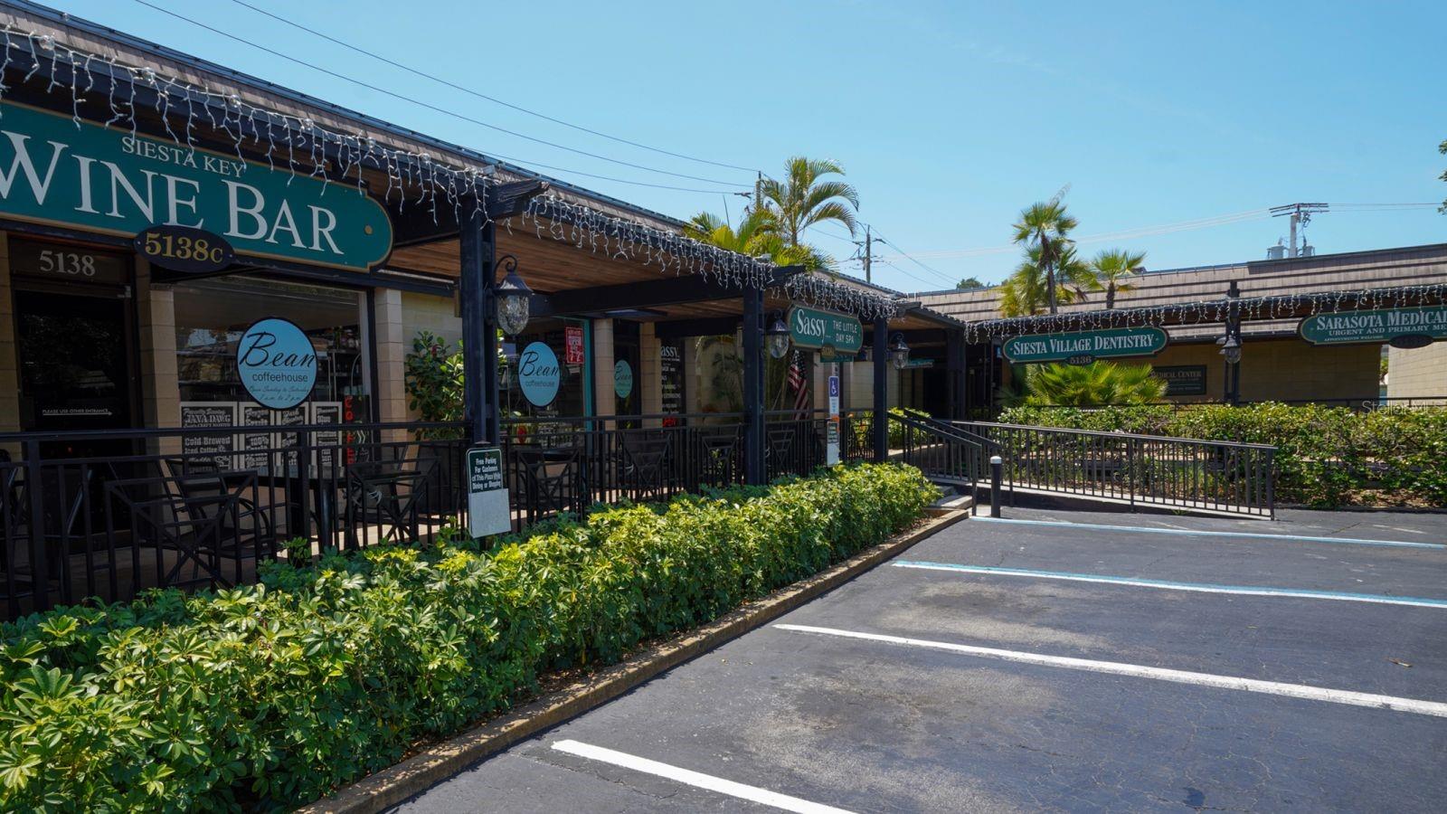 WINDWARD PASSAGE - Residential