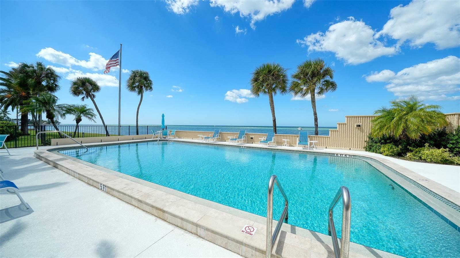 WINDWARD PASSAGE - Residential