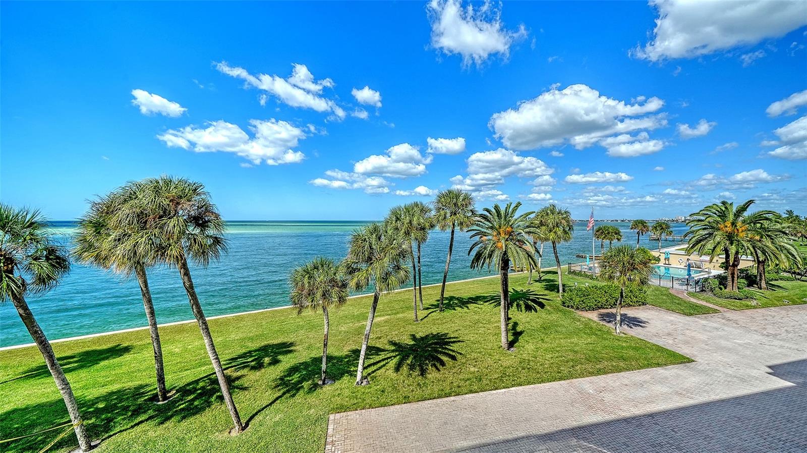WINDWARD PASSAGE - Residential