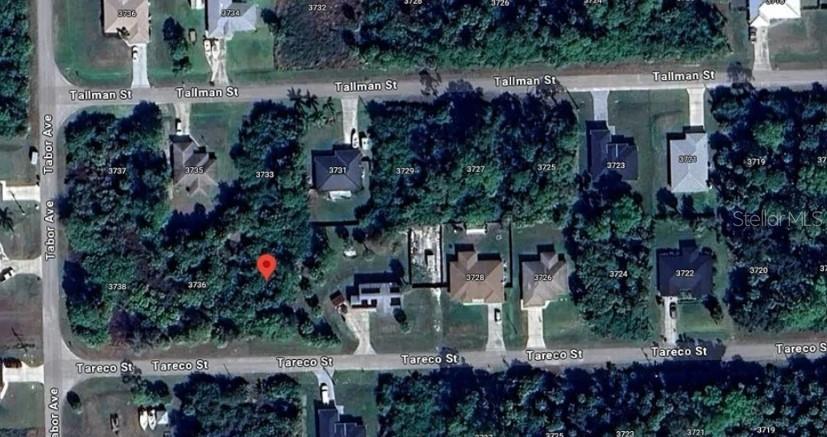 LEHIGH ACRES - Land