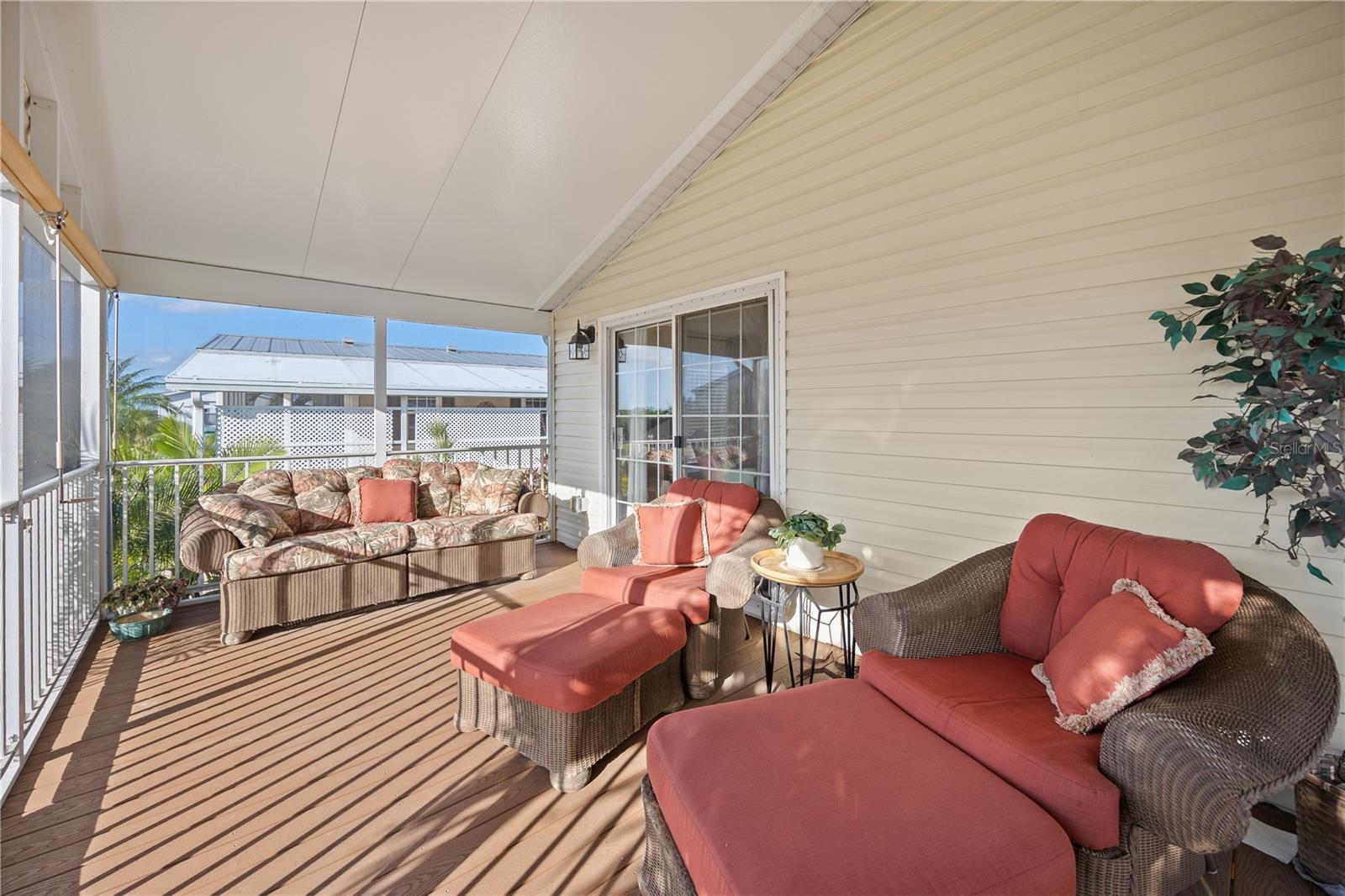 RIVER FOREST MHP - Residential