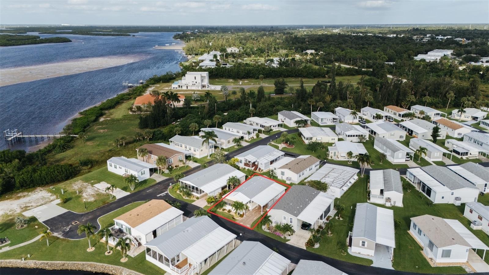 RIVER FOREST MHP - Residential