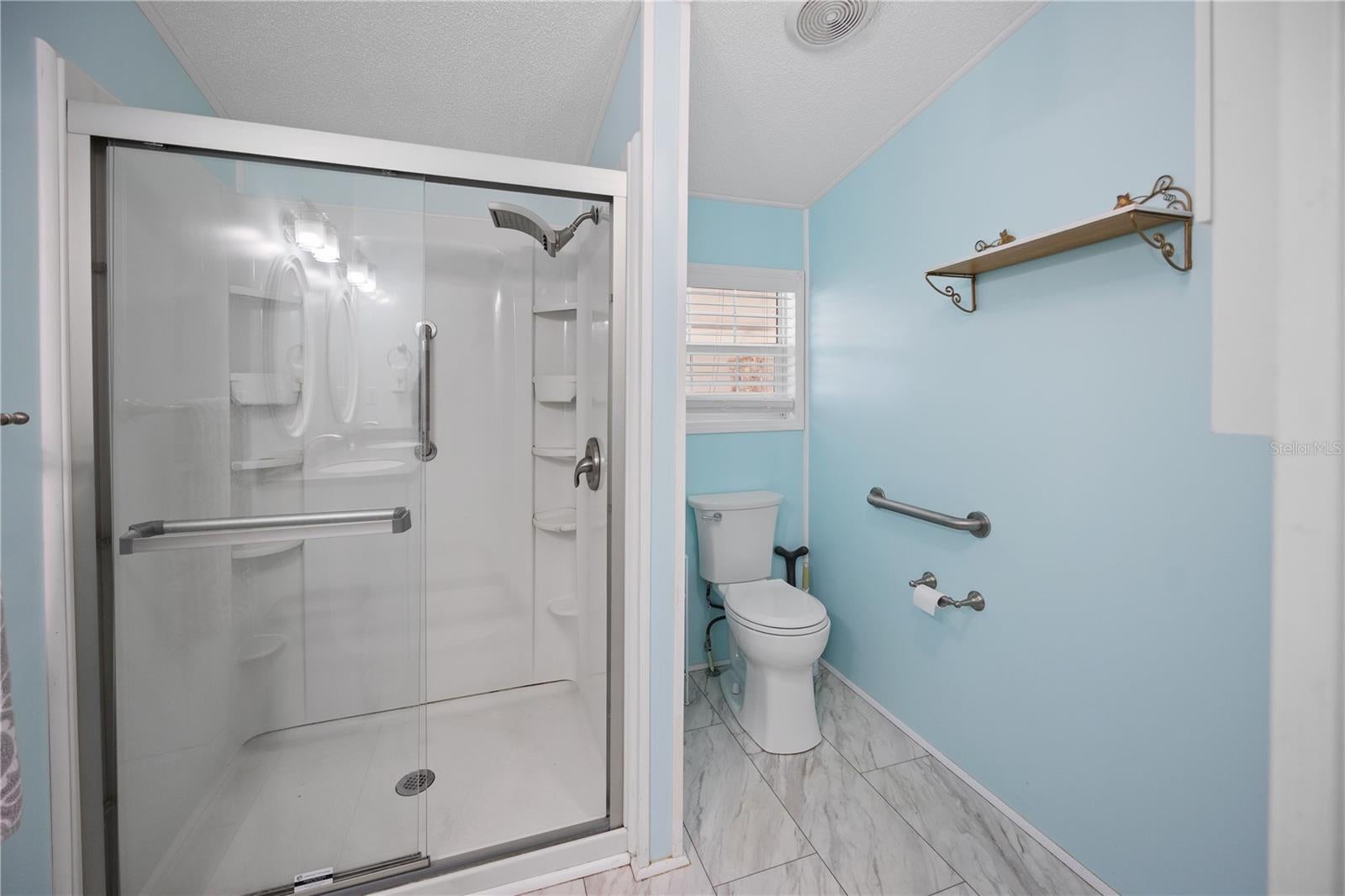 RIVER FOREST MHP - Residential