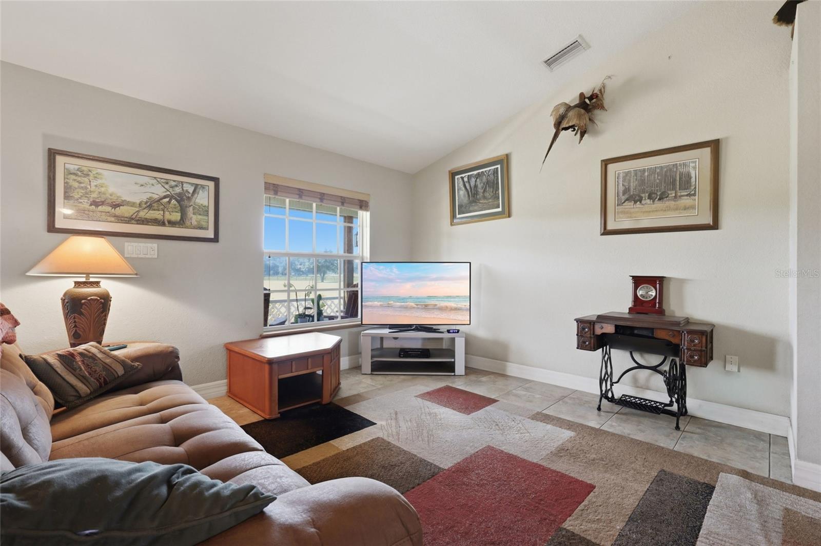 EAST CREEK - Residential