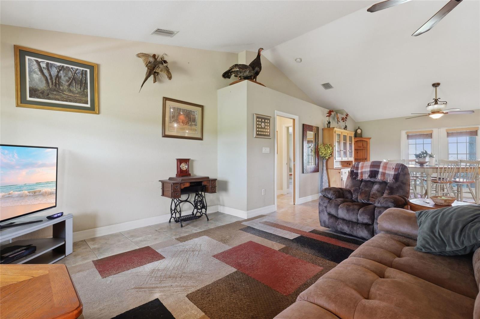 EAST CREEK - Residential