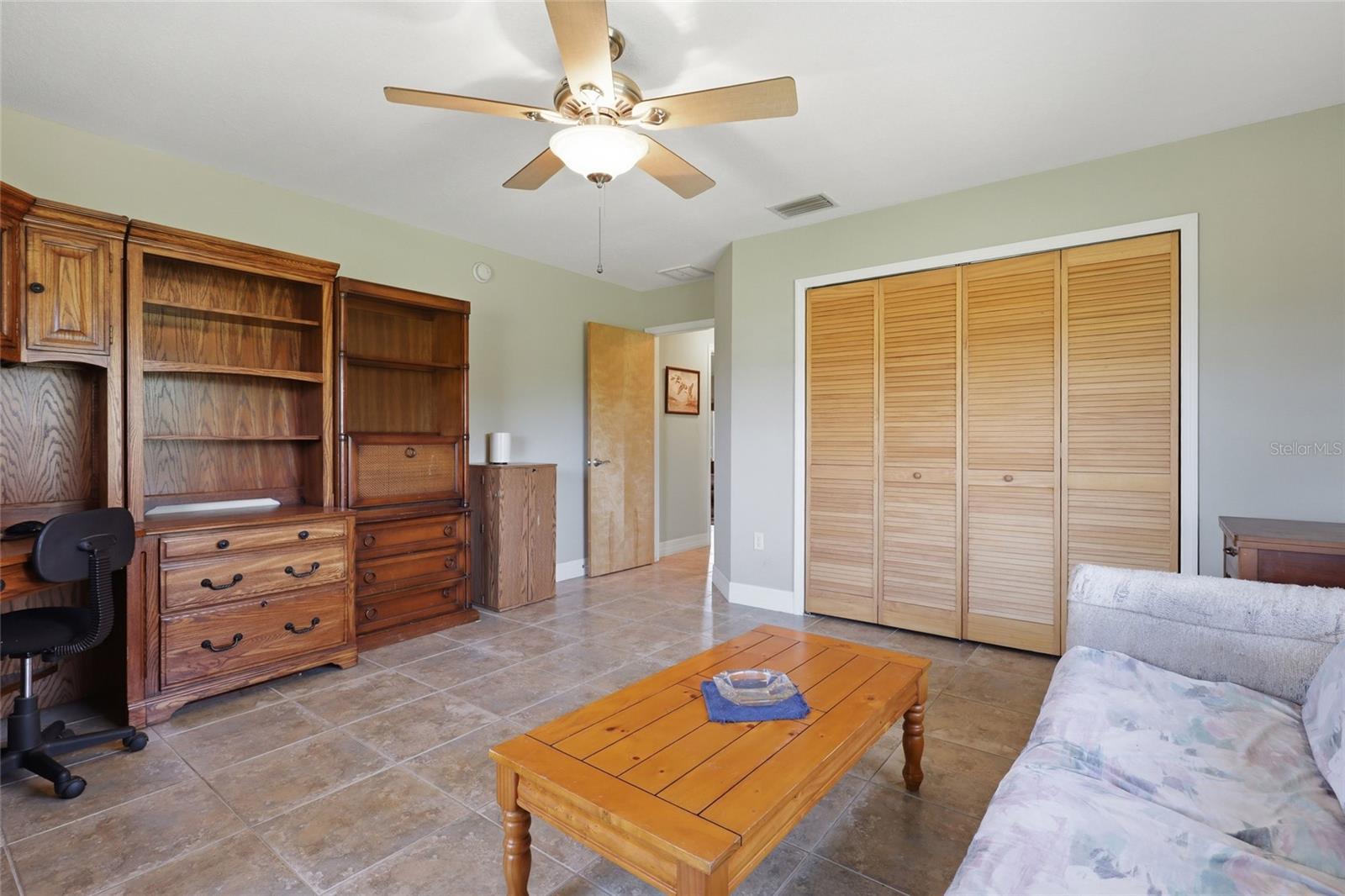 EAST CREEK - Residential