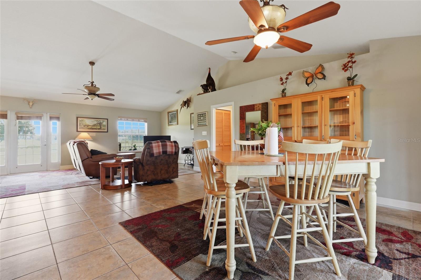 EAST CREEK - Residential