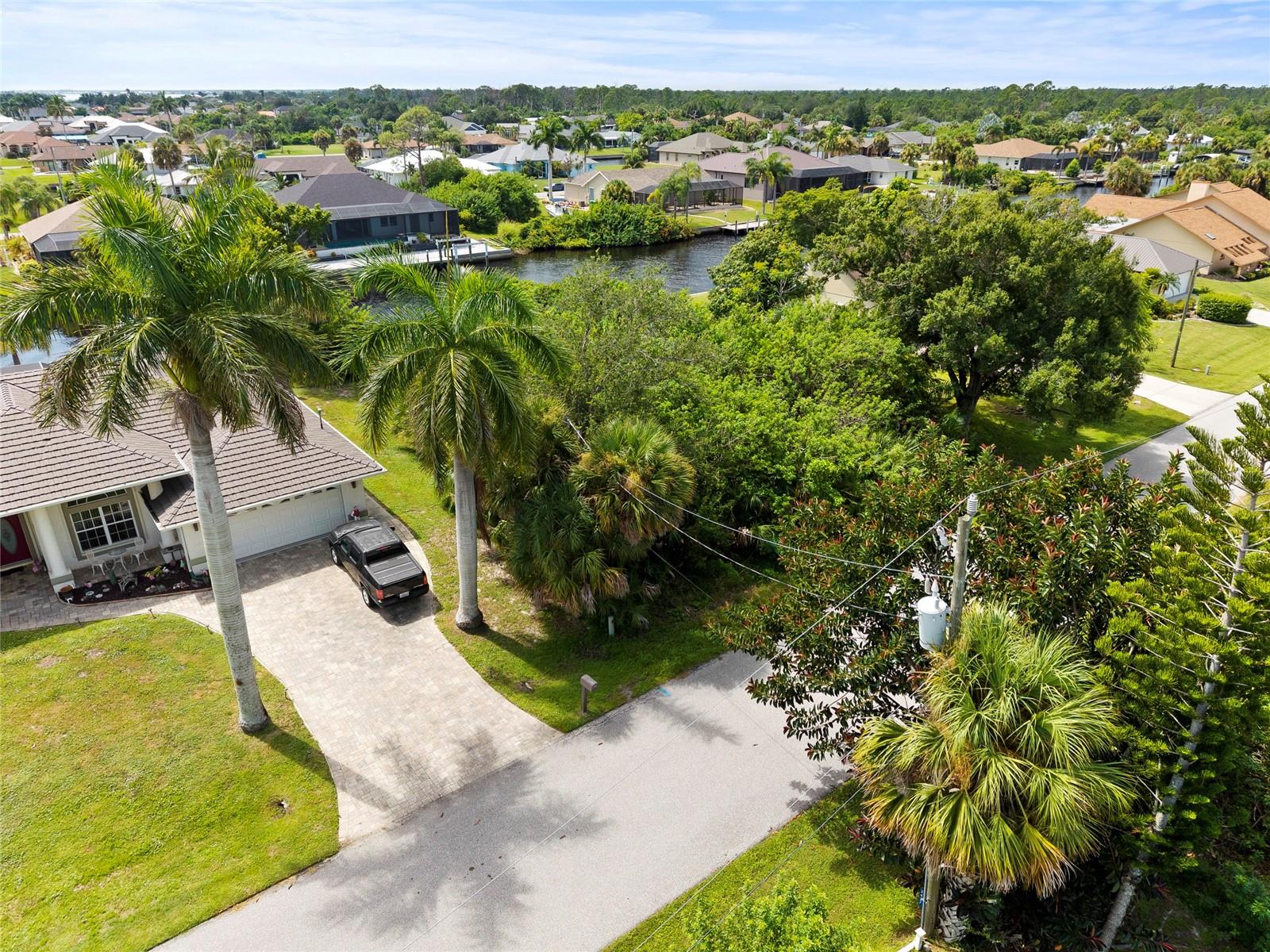 PORT CHARLOTTE SEC 60 - Land