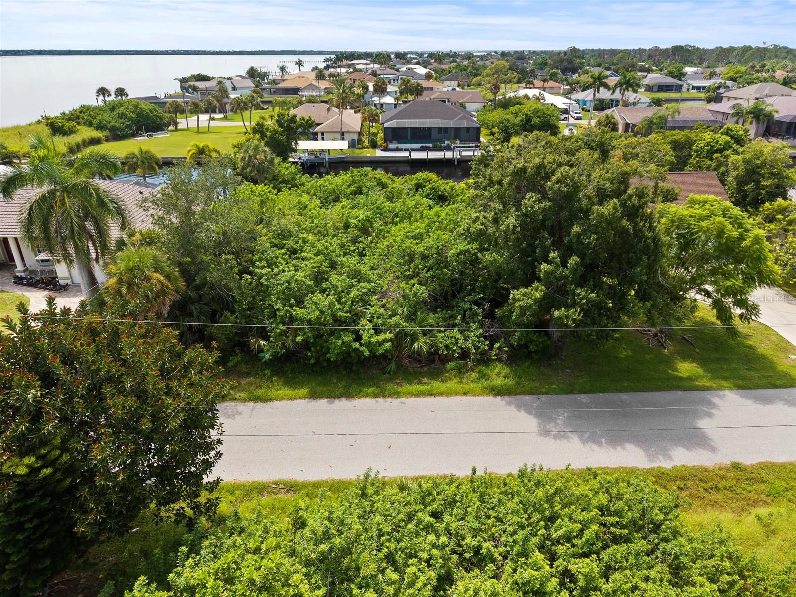 PORT CHARLOTTE SEC 60 - Land
