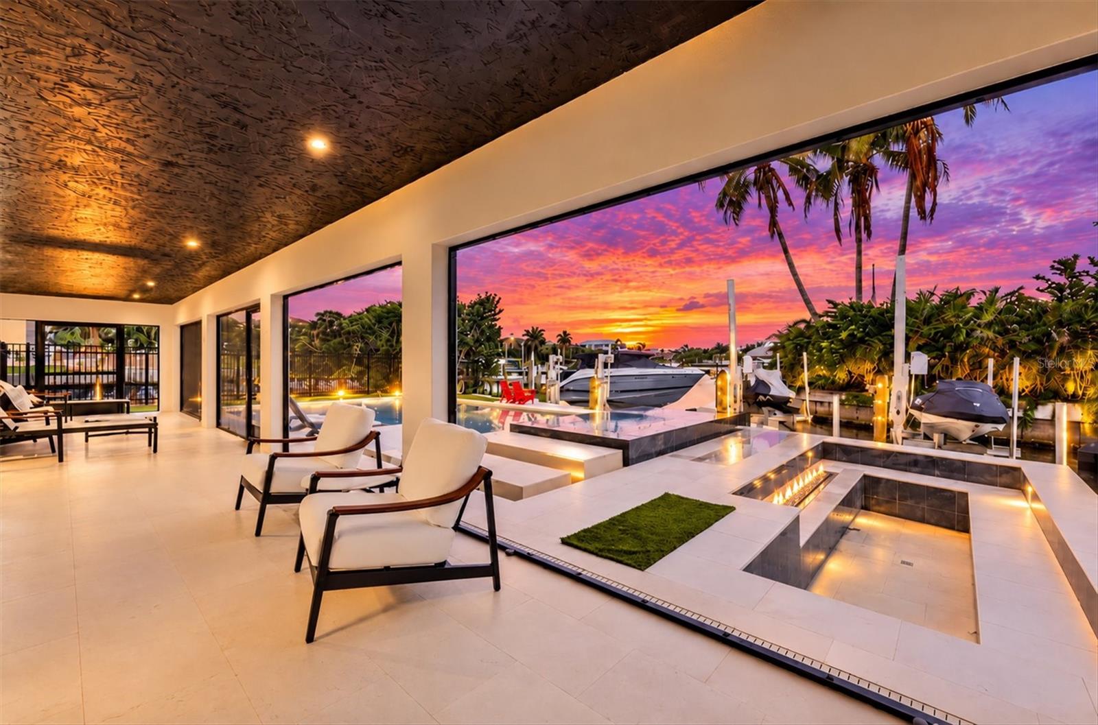 SIESTA REV OF - Residential
