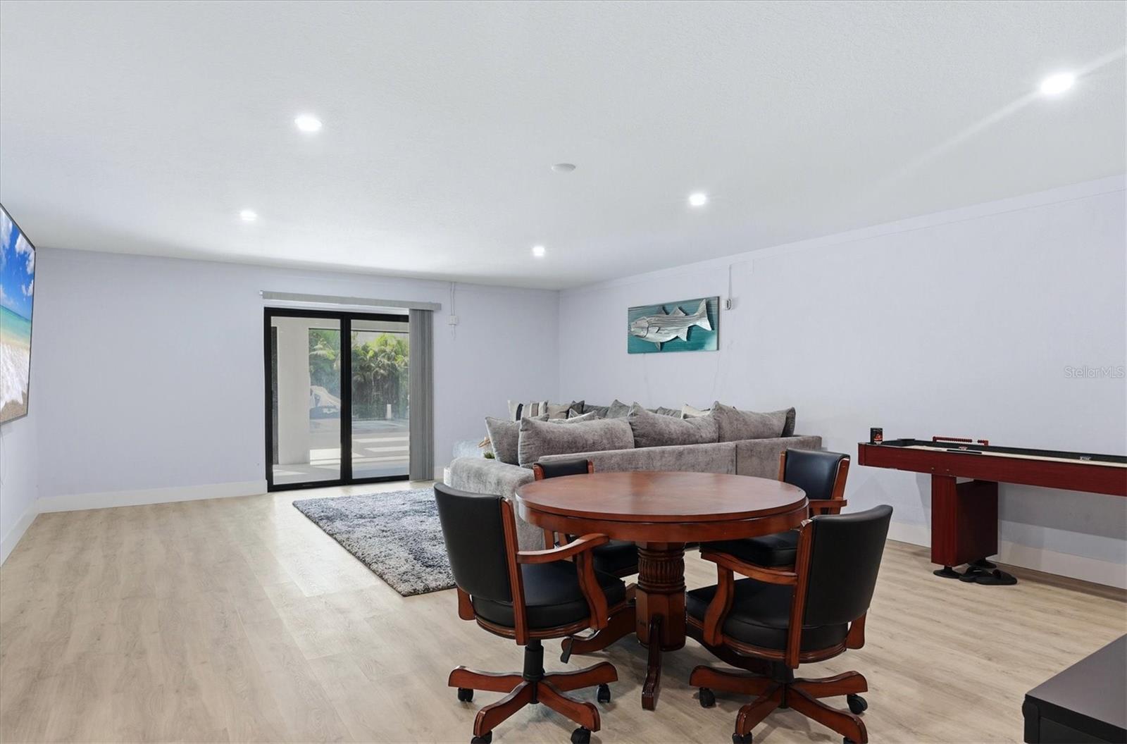 SIESTA REV OF - Residential