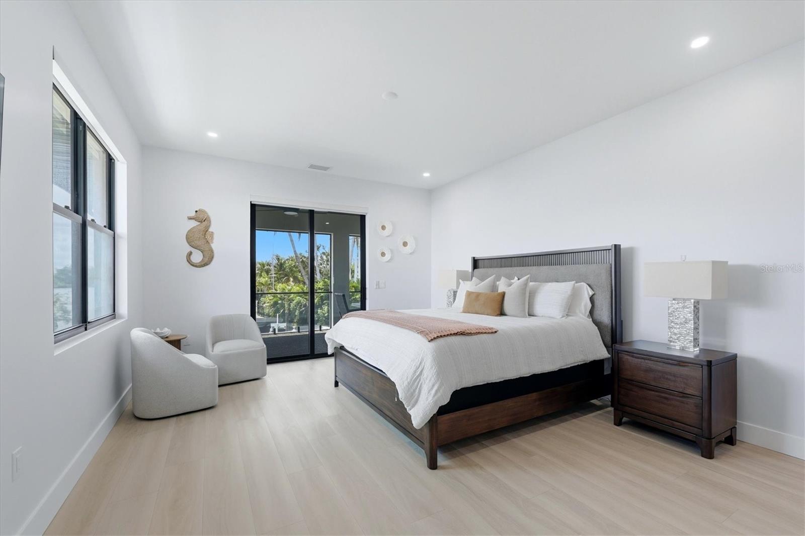 SIESTA REV OF - Residential