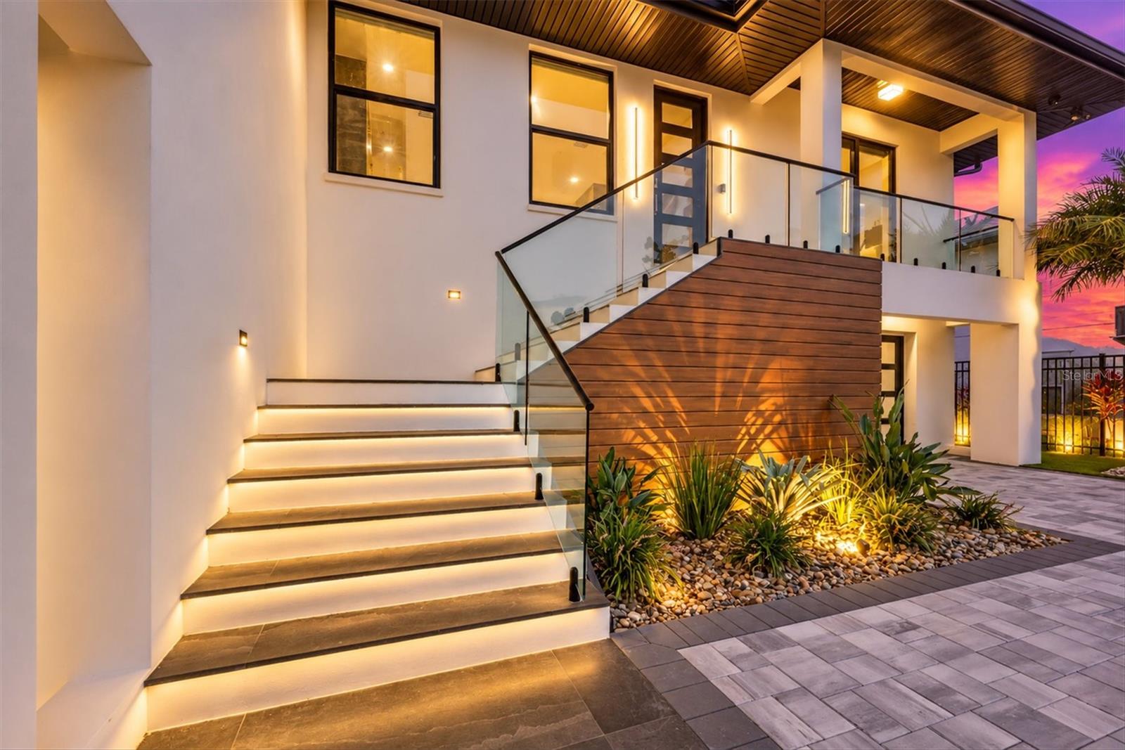 SIESTA REV OF - Residential