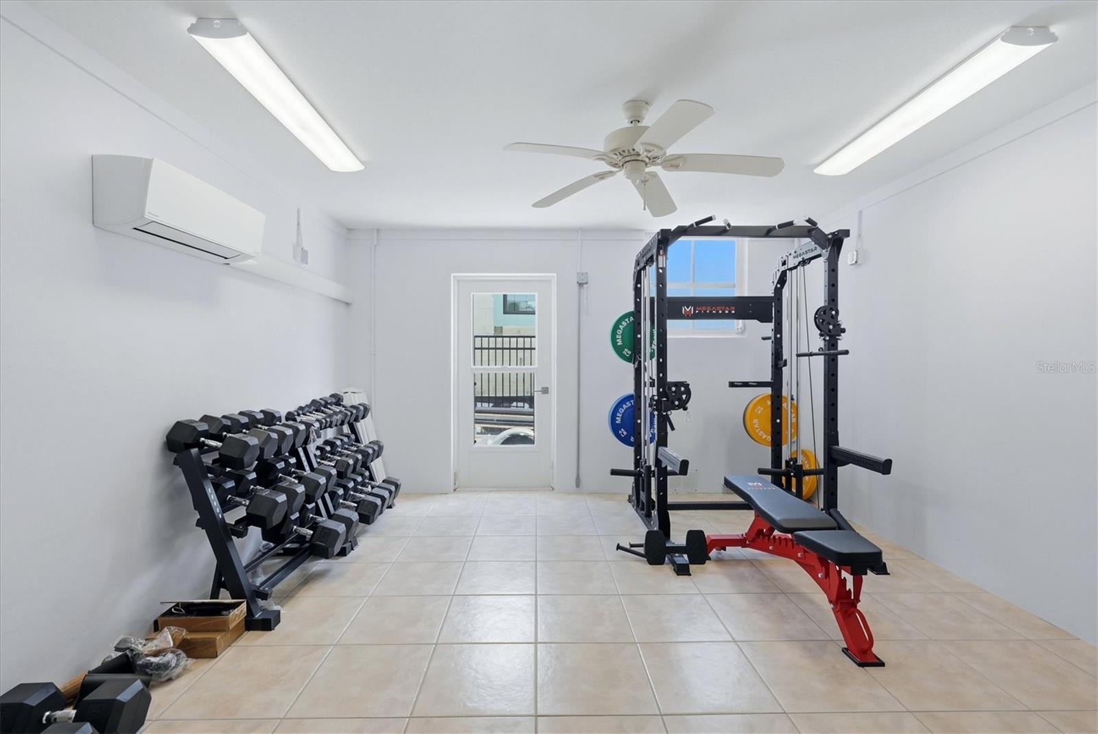 SIESTA REV OF - Residential