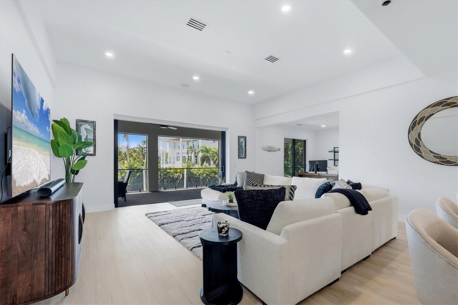 SIESTA REV OF - Residential