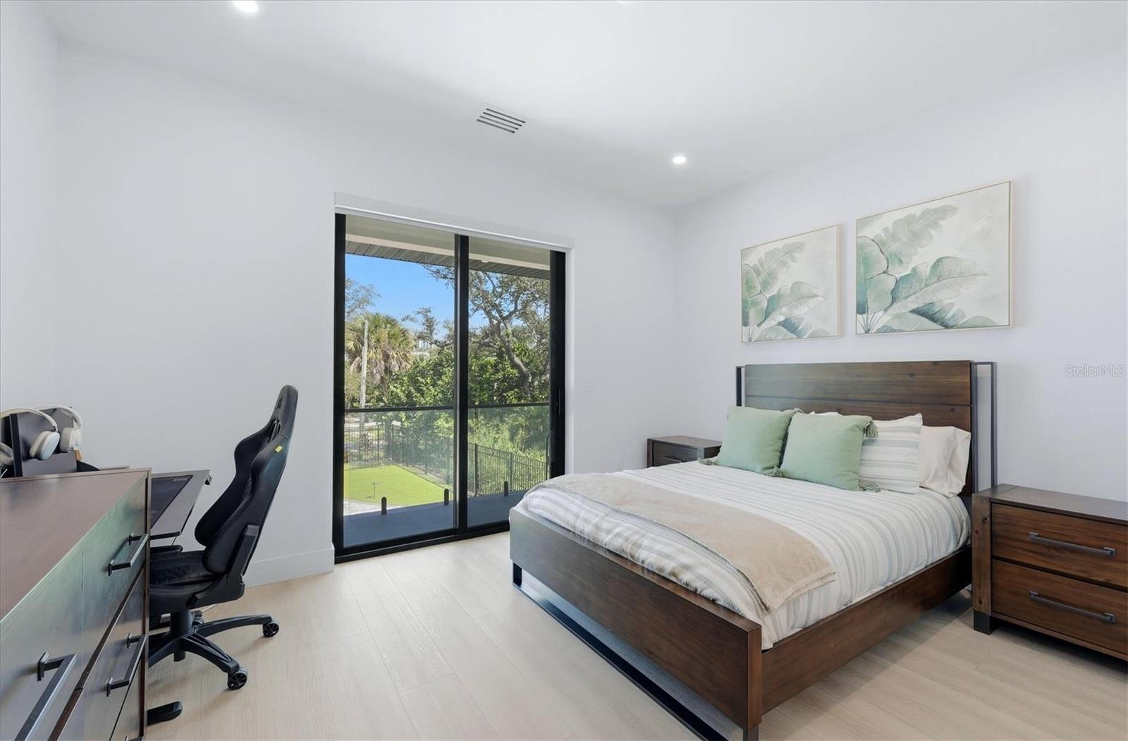 SIESTA REV OF - Residential