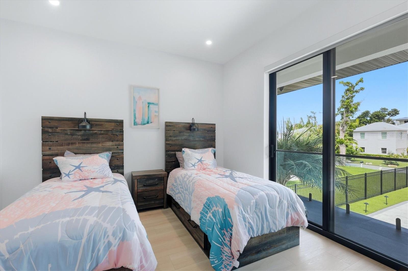 SIESTA REV OF - Residential