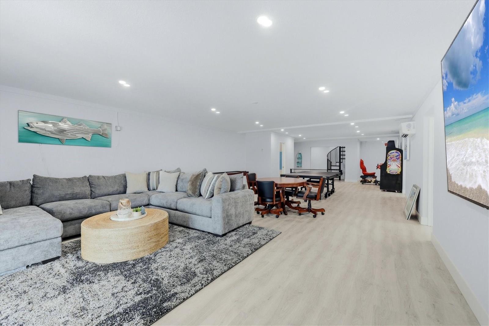 SIESTA REV OF - Residential
