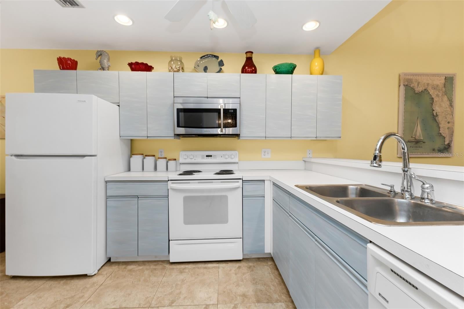 FIDDLERS GREEN PH 01 BLDG 09 - Residential
