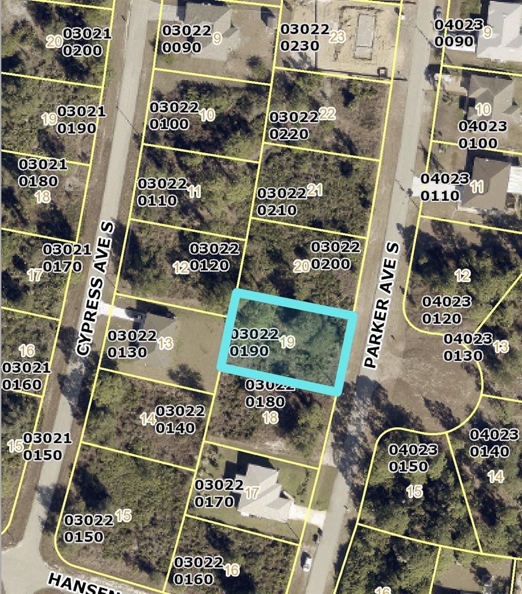 Great vacant lot to build your home!