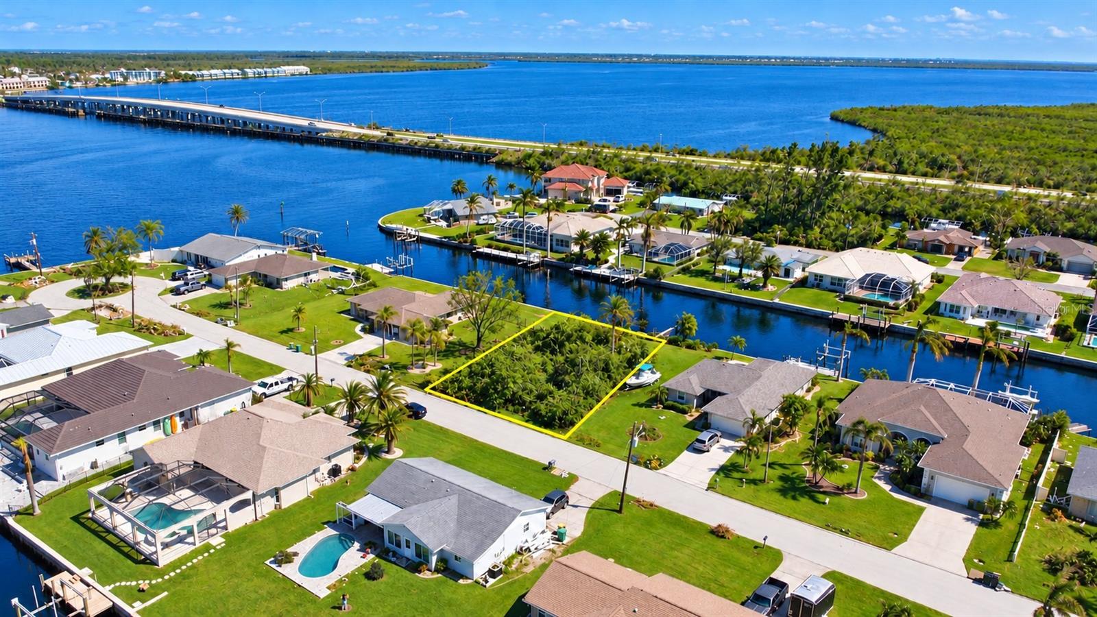 PORT CHARLOTTE SEC 054 - Land