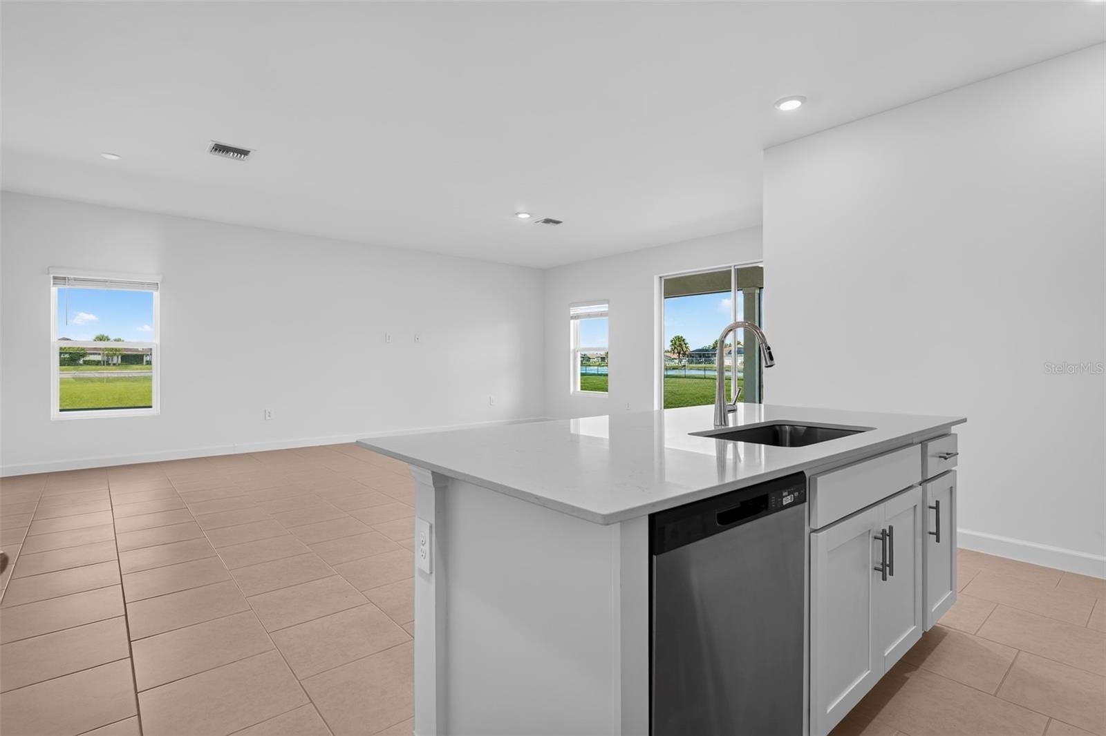 TUCKERS POINTE PHASE 1 - Residential
