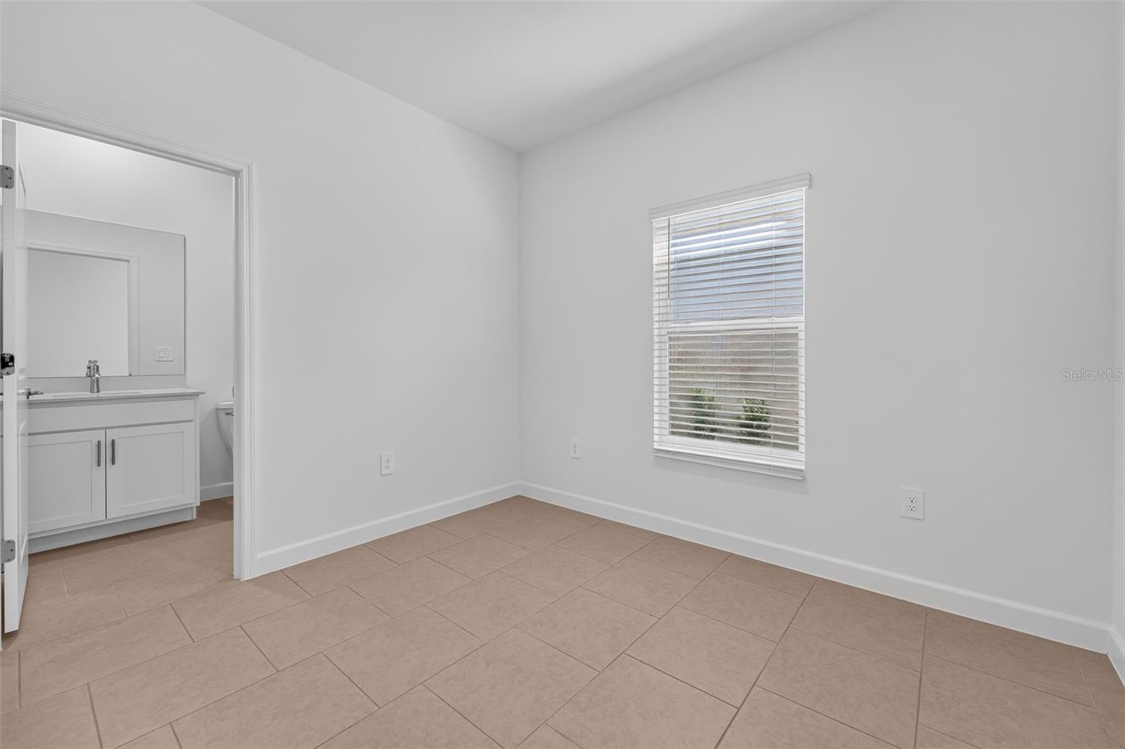 TUCKERS POINTE PHASE 1 - Residential