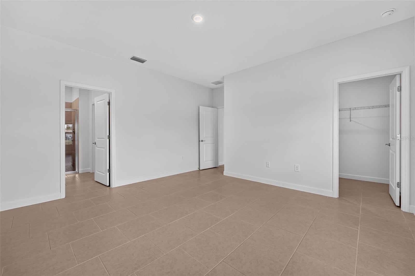 TUCKERS POINTE PHASE 1 - Residential