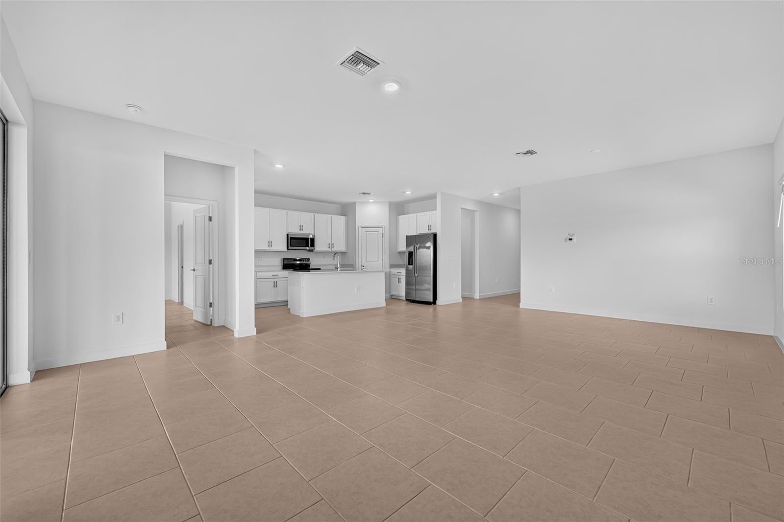 TUCKERS POINTE PHASE 1 - Residential