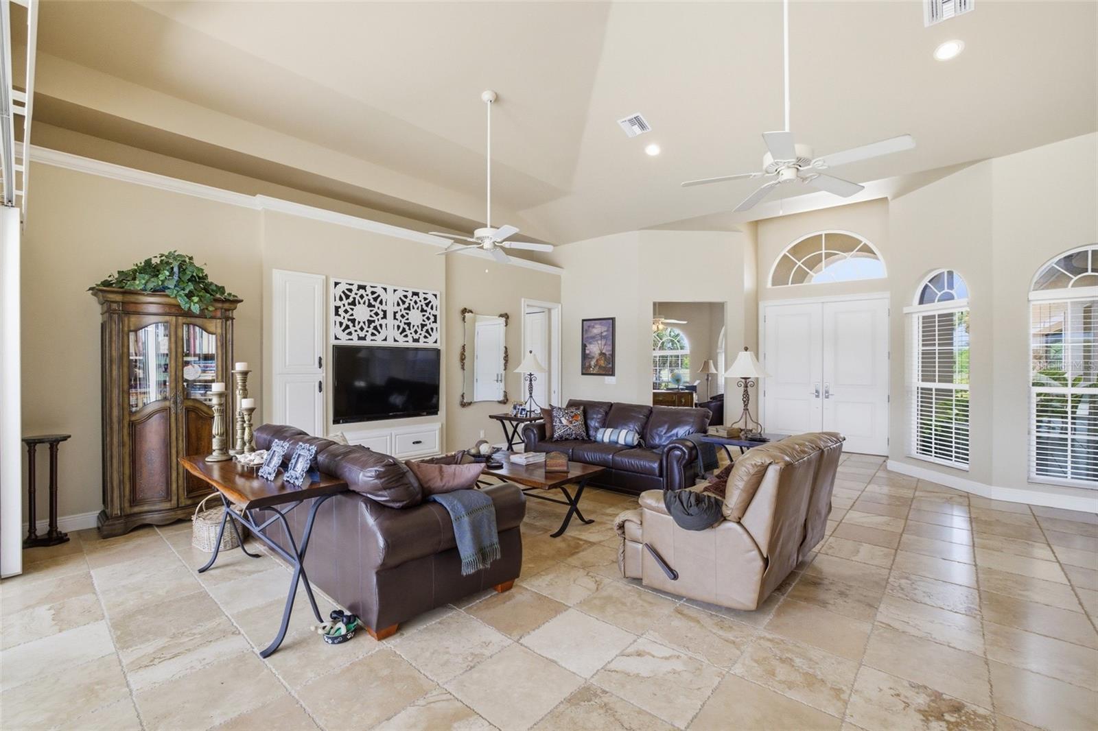 CALOOSA SHORES SUB - Residential