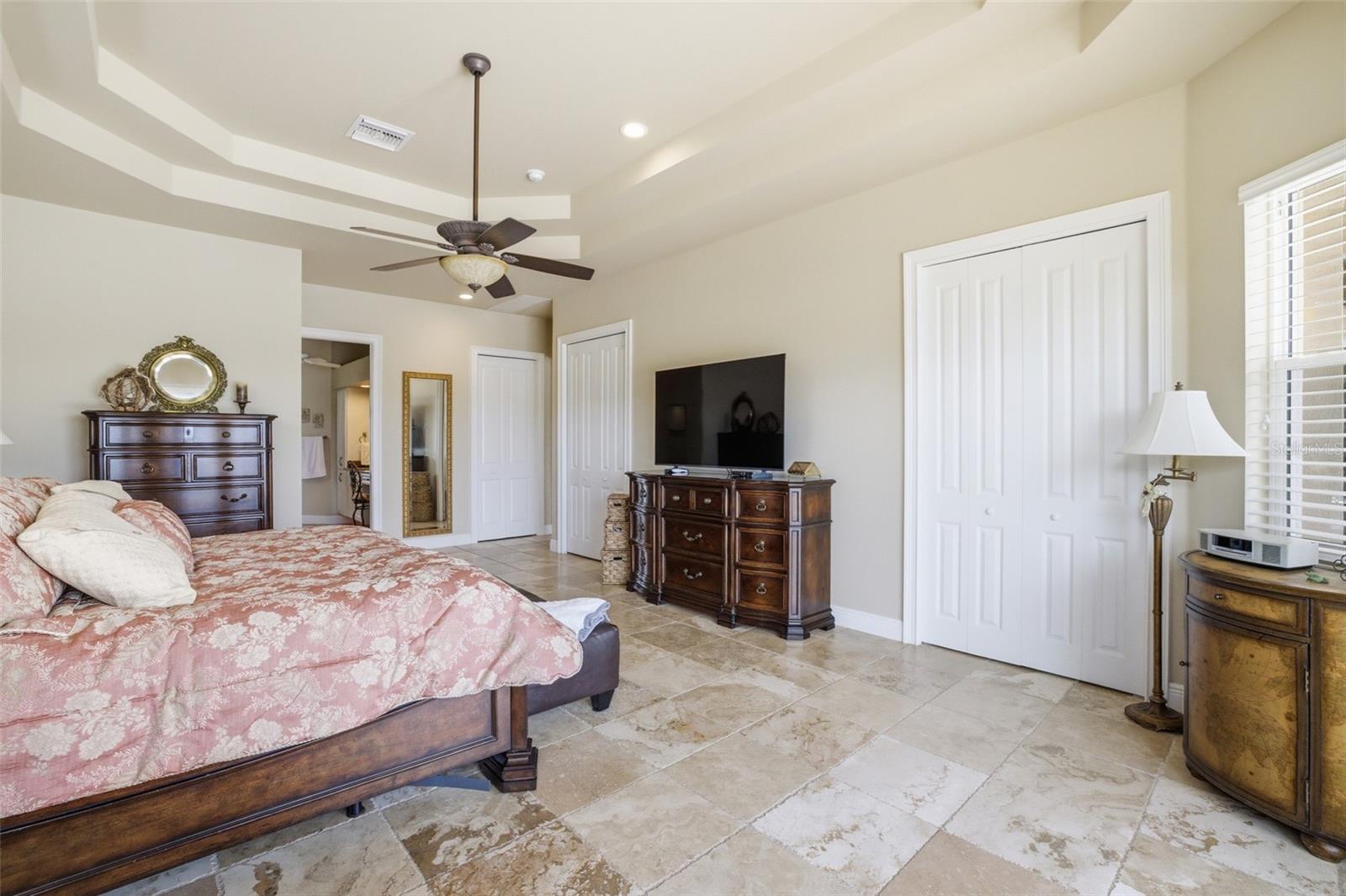 CALOOSA SHORES SUB - Residential