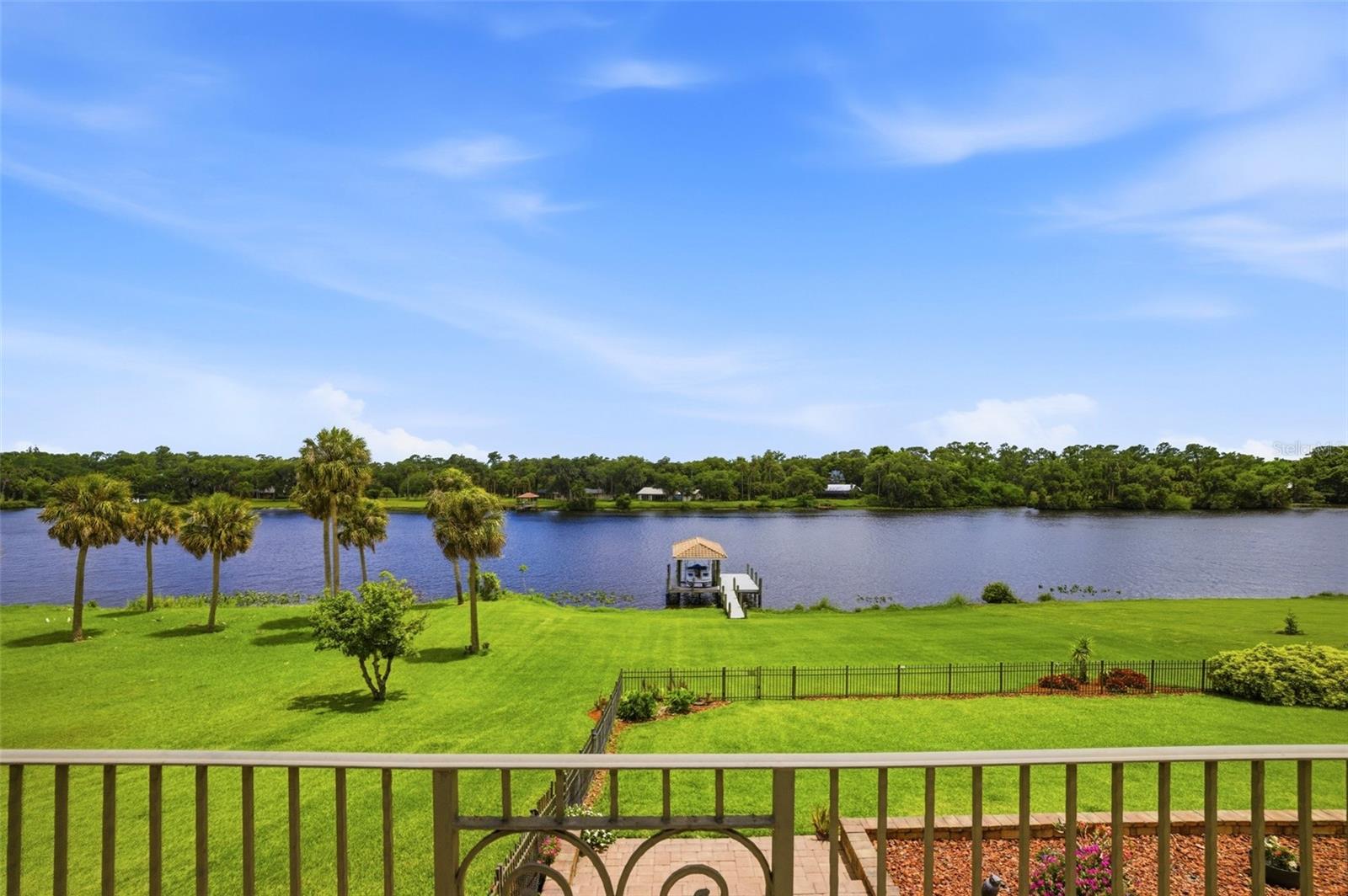 CALOOSA SHORES SUB - Residential