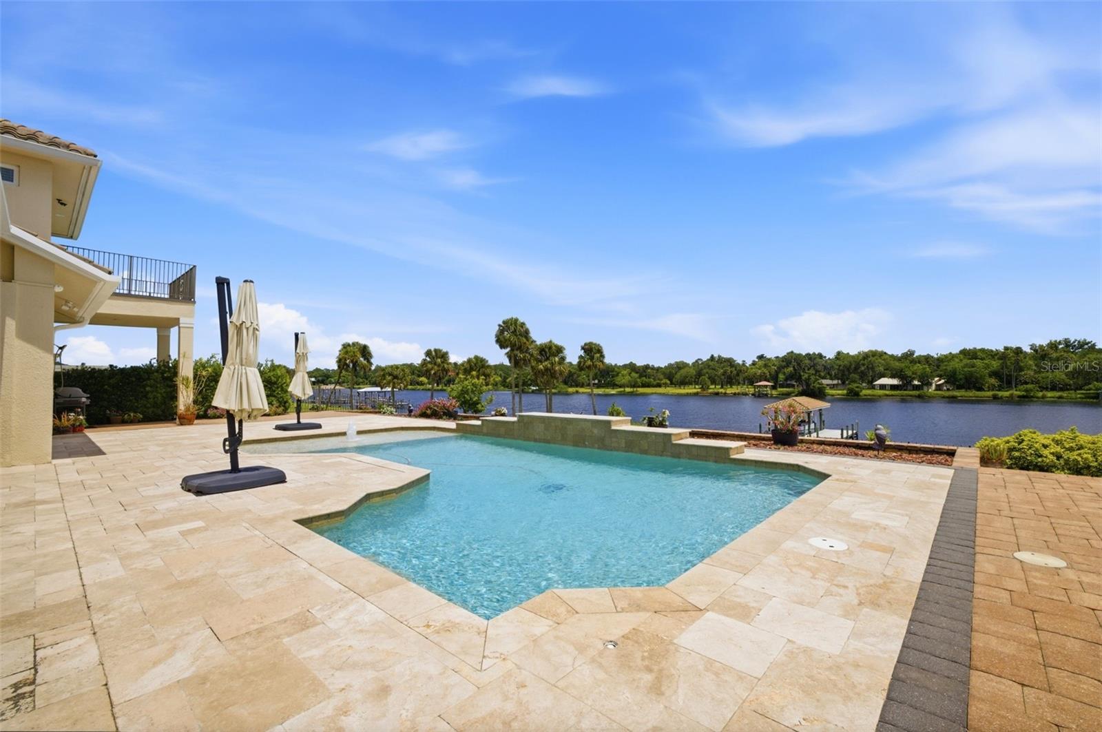 CALOOSA SHORES SUB - Residential