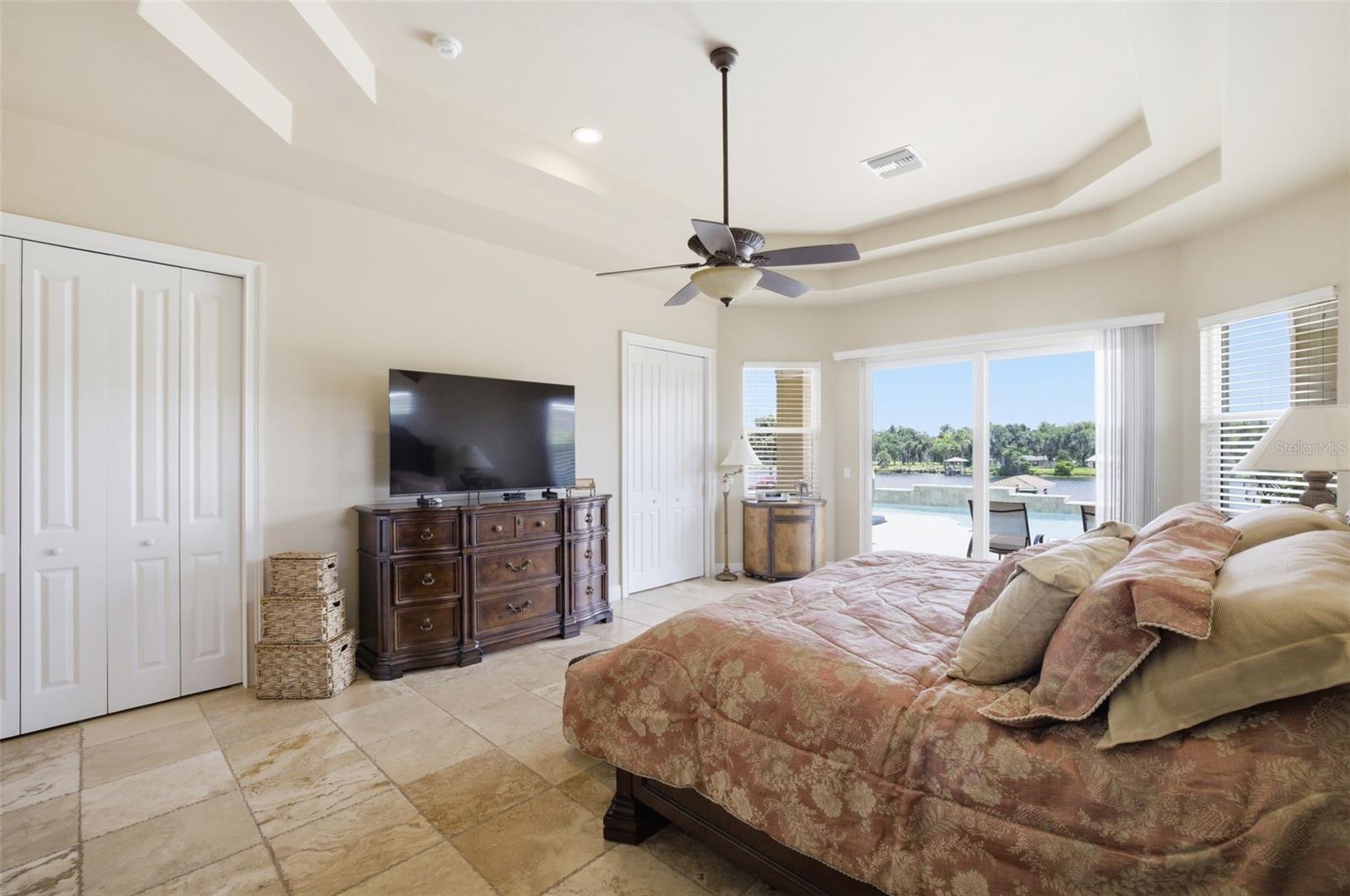 CALOOSA SHORES SUB - Residential