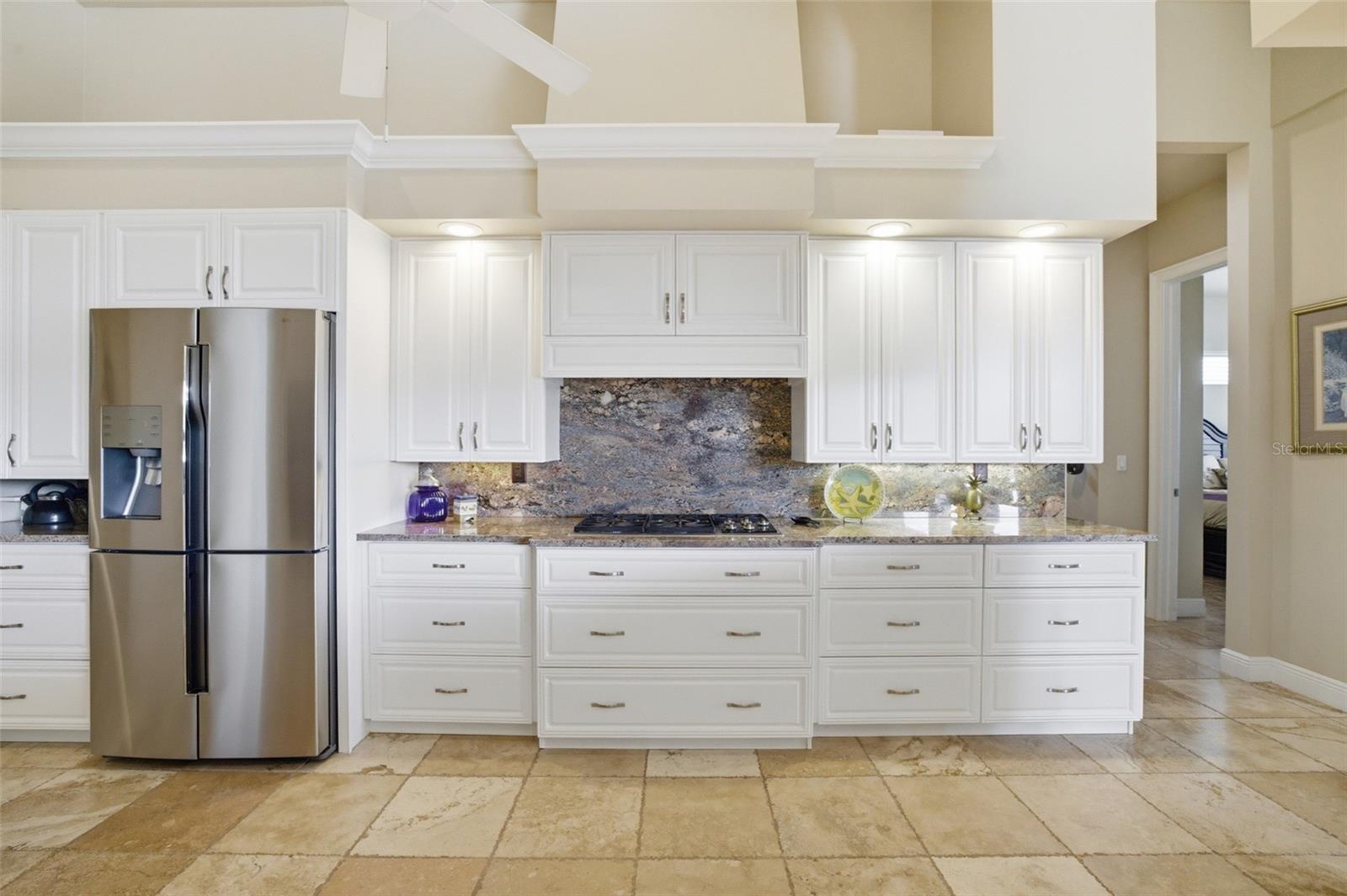 CALOOSA SHORES SUB - Residential