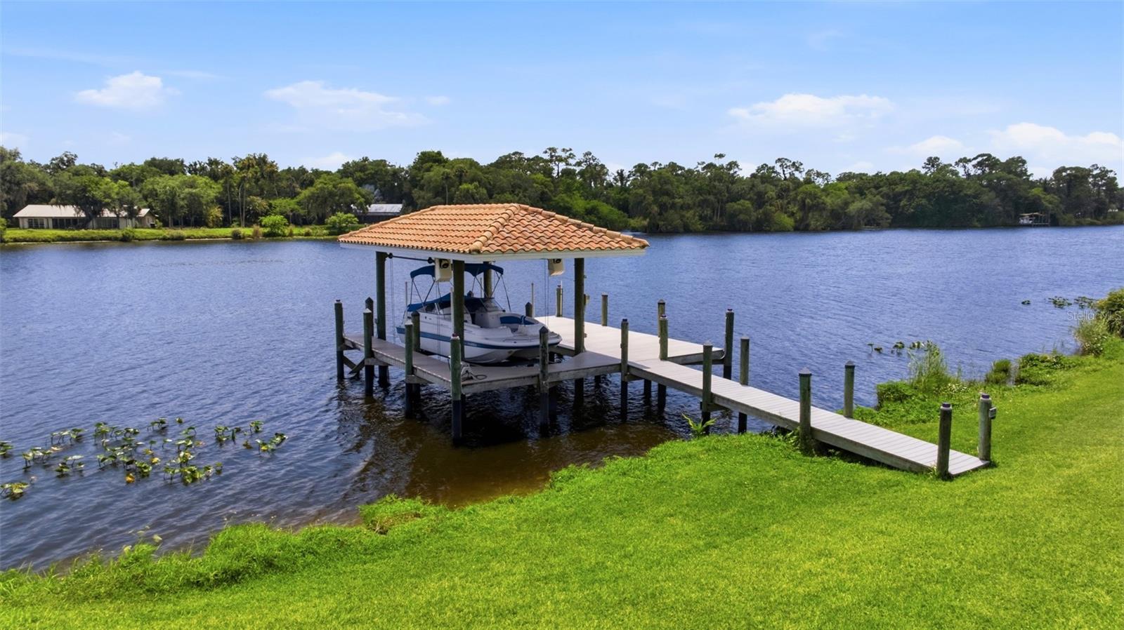 CALOOSA SHORES SUB - Residential