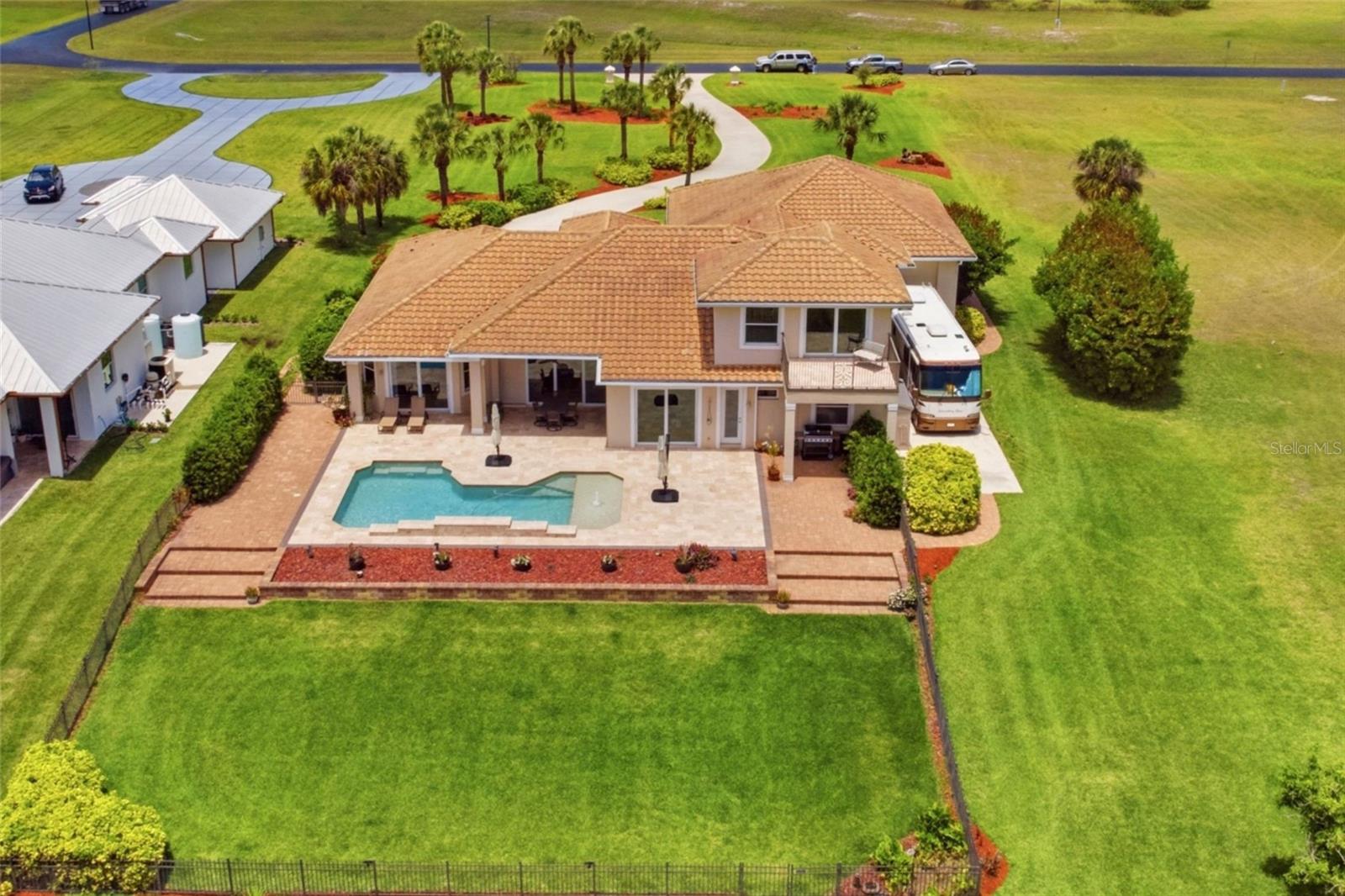 CALOOSA SHORES SUB - Residential