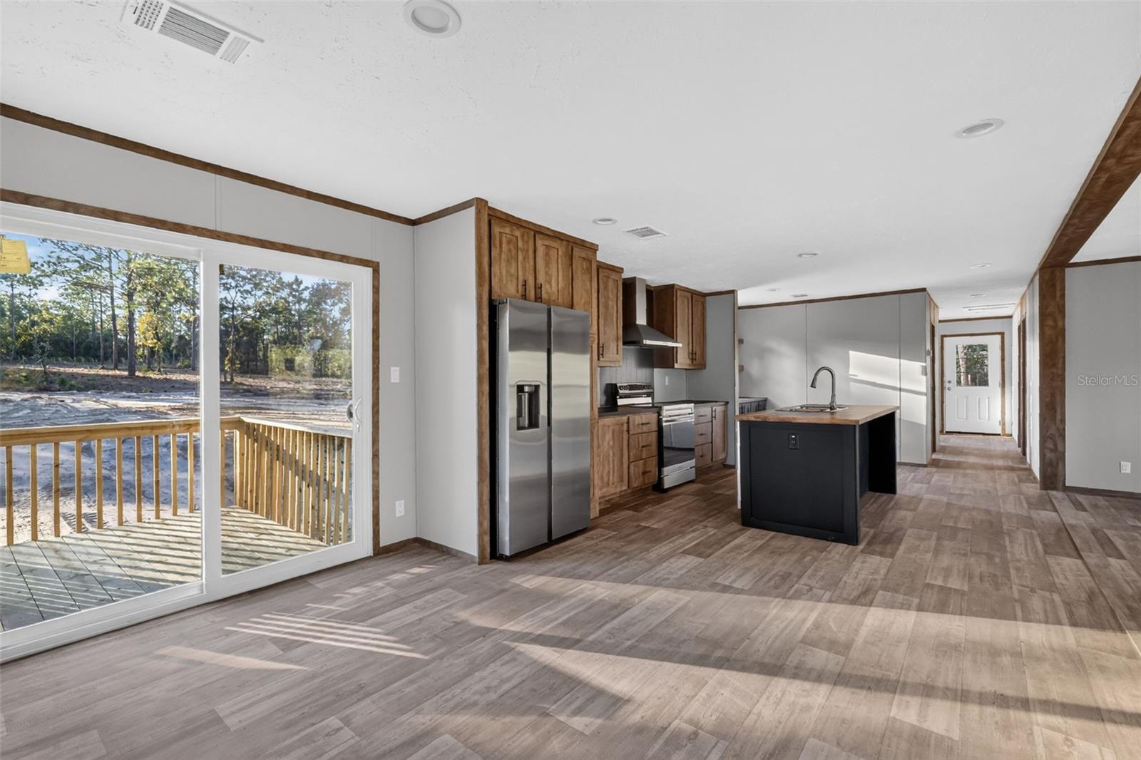 WILLISTON HIGHLANDS - Residential