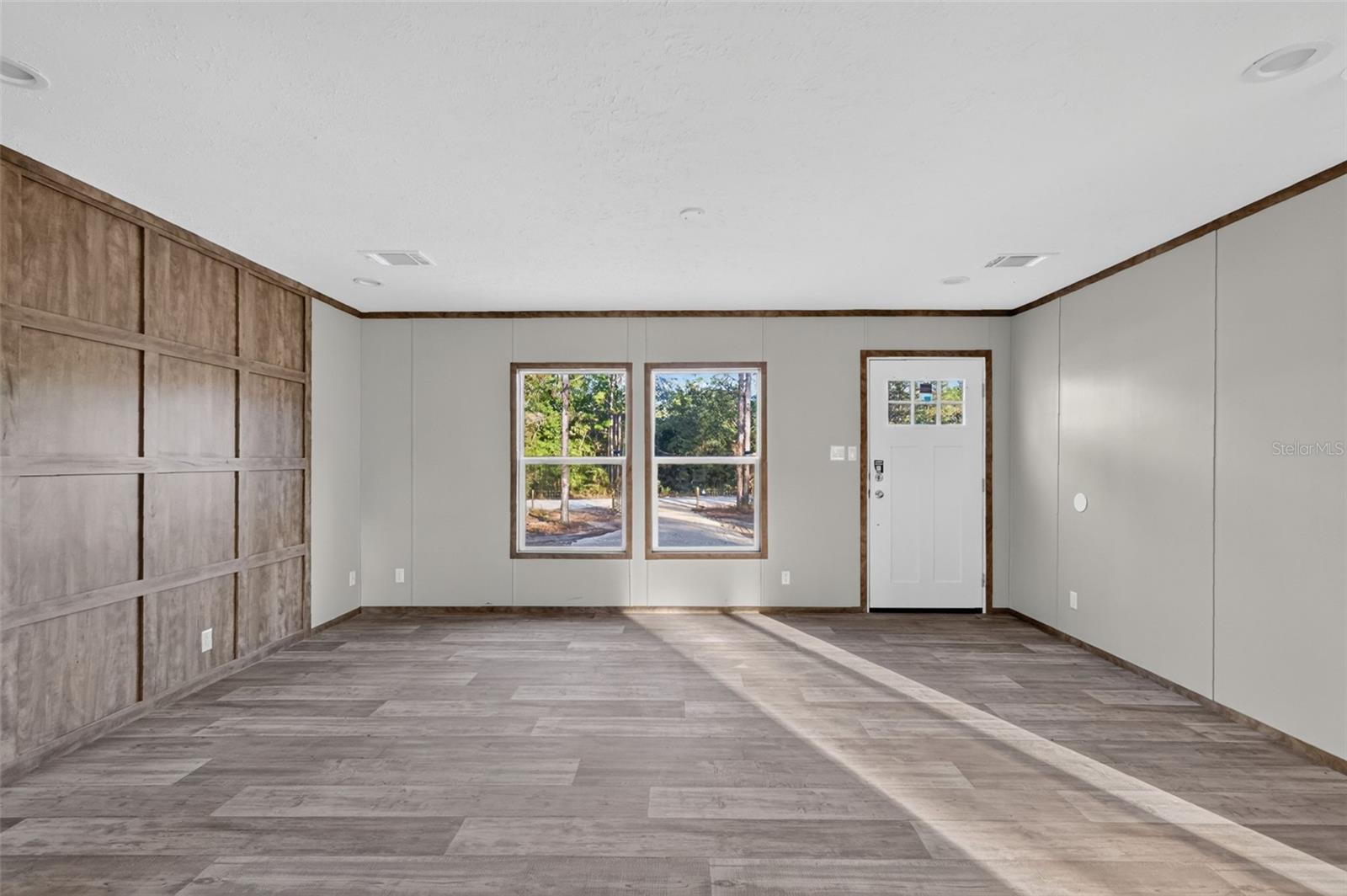 WILLISTON HIGHLANDS - Residential