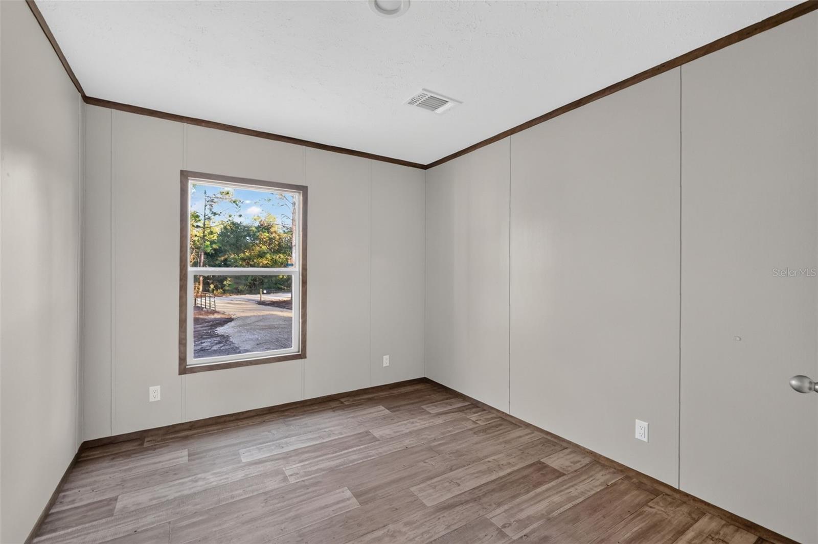 WILLISTON HIGHLANDS - Residential