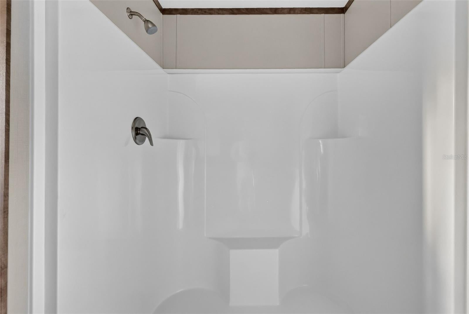 WILLISTON HIGHLANDS - Residential