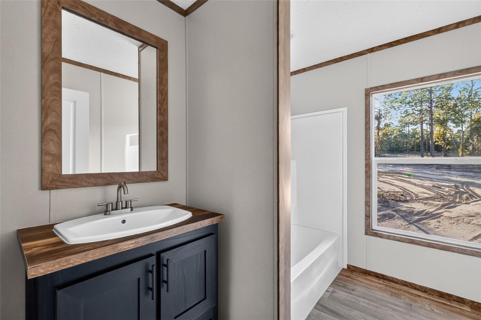 WILLISTON HIGHLANDS - Residential